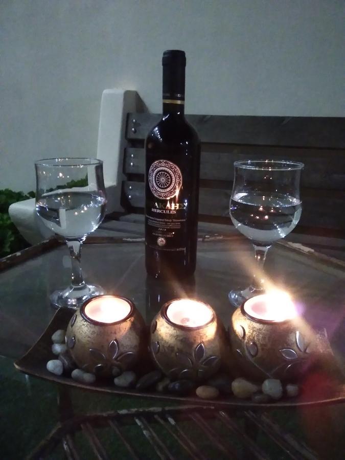 ארטמידה Rea'S Guest House מראה חיצוני תמונה