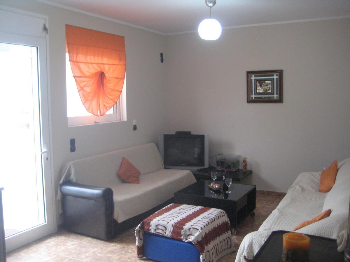 ארטמידה Rea'S Guest House מראה חיצוני תמונה