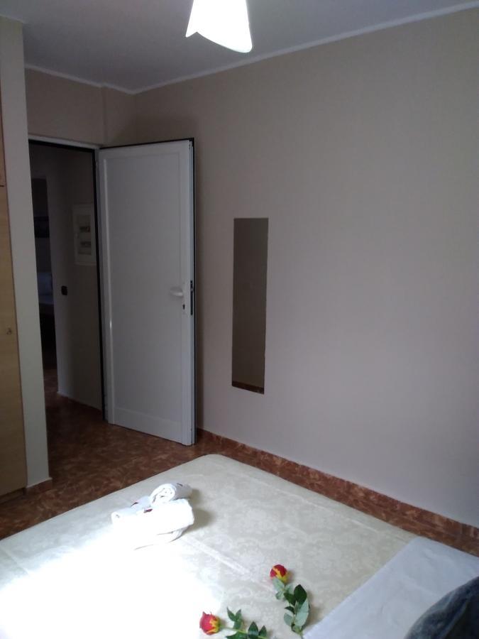 ארטמידה Rea'S Guest House מראה חיצוני תמונה